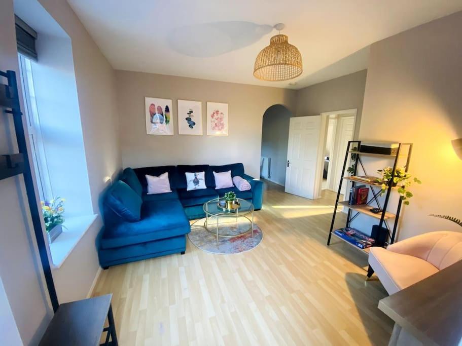 City Centre Riverside Apartment Уинчестър Екстериор снимка